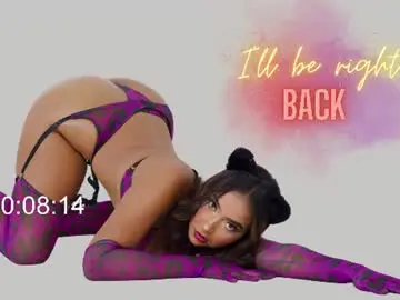 Chaturbate Live Sex of mia_lacy