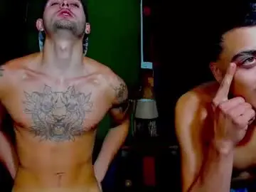 Chaturbate Live Sex Cam of alejo_323__