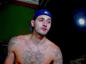 Chaturbate Adult Video Chat of alejo_323__