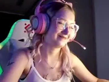 Chaturbate Free Porn Cam of lomamcmeen