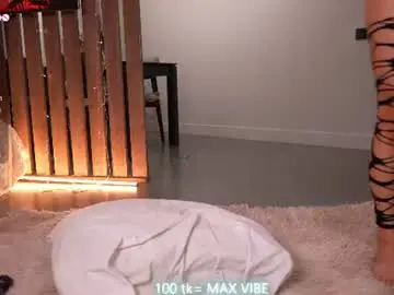 Chaturbate Watch Live Sex Cams of mon1_day