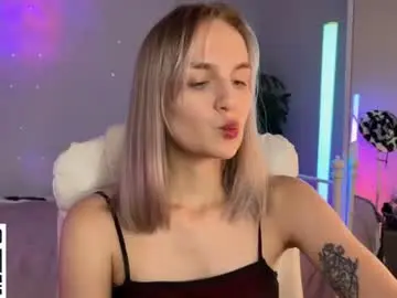 Chaturbate Nude Webcam of vikky_moon
