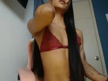 Chaturbate Live Porn of emmily_forever