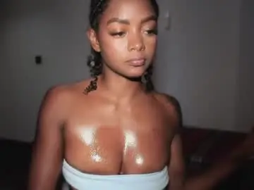 Chaturbate Live Sex Cam of lexy_squirt_queen