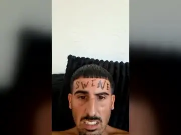 Chaturbate Live Sex Cam of patheticloserbeta2