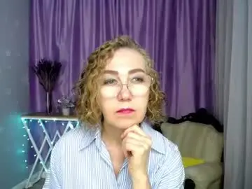 Chaturbate Live Sex of queen_a_n_i