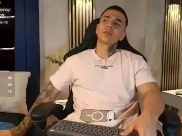 Chaturbate Sex Cam of salvatore_damore
