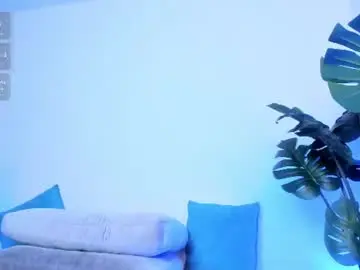 Chaturbate Sex Chat of charlotte_whitee1