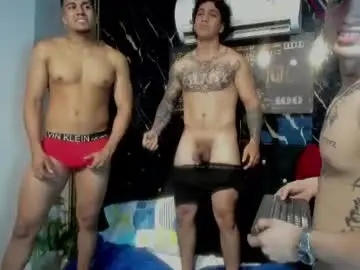 Chaturbate Live Sex Cam of mr_maximo