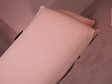 Chaturbate Free Porn Cam of _your_fenka_