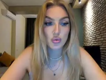 Chaturbate Live Porn of hi_lina