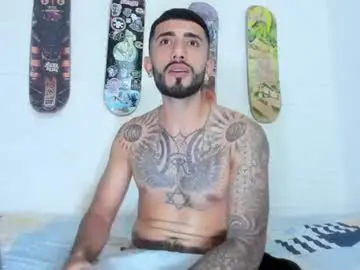 Chaturbate Live Sex Cam of jaryandnick_smith