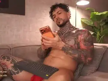 Chaturbate Live Sex Cam of mariano_costa