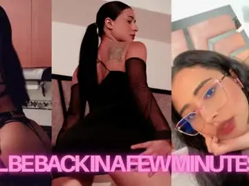 Chaturbate Live Sex Cam of zoe_barlove