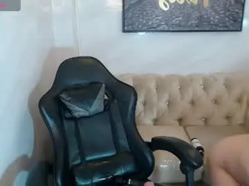 Chaturbate Live Sex Cam of isabella_collen_v