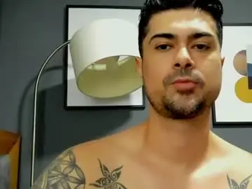 Chaturbate Watch Live Sex Cams of adam_clarke