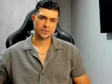 Chaturbate Adult Webcam of adam_clarke