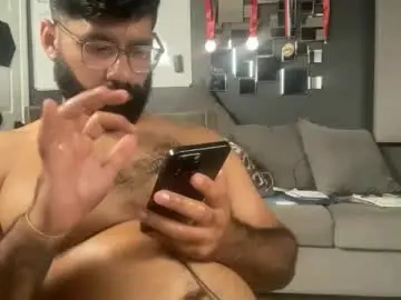 Chaturbate Live Porn of letsseewherethisgoes123