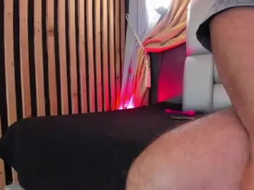 Chaturbate Live Sex Cam of luke__09