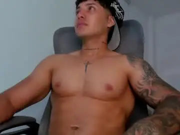 Chaturbate Live Porn of lunay_xtreemboy