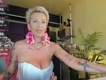Chaturbate Free Live Porn of sofiequeen_