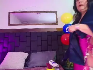 Chaturbate Sex Cam of elenna_boobs_