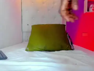 Chaturbate Watch Live Sex Cams of roxy_sexy69