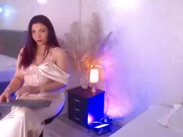 Chaturbate Live Sex Cam of serena_houstonn