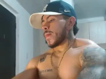 Chaturbate Watch Live Sex Cams of adam_shilder7