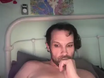 Chaturbate Live Sex Cam of curiousguy8807