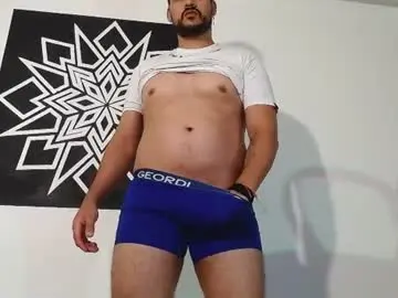 Chaturbate Free Porn Cam of _christopher_dennis_