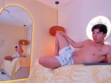 Chaturbate Adult Webcam of benjamin_more