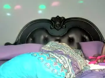 Chaturbate Free Live Porn of bigbuttsarena