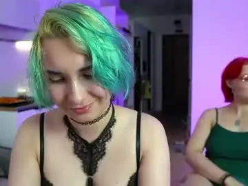 Chaturbate Live Sex Cam of fox_and_dog