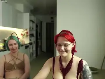 Chaturbate Free Porn Cam of fox_and_dog