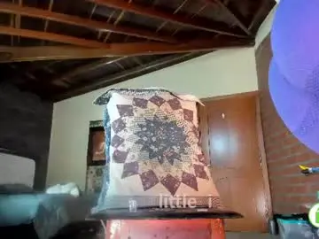 Chaturbate Adult Webcams of little_izzi