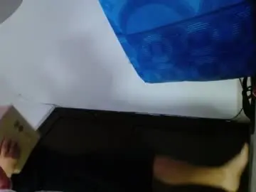 Chaturbate Live Sex Cam of eros_69_smith