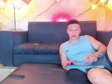 Chaturbate Nude Webcam of yulian_23