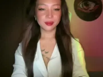 Chaturbate Live Sex Cam of makemesquirt_xxx