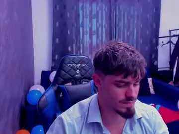Chaturbate Free Porn Cam of greekgod199