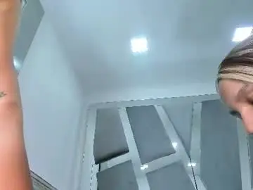 Chaturbate Live Sex of sensually_explosive
