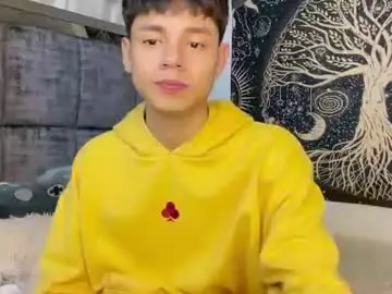 Chaturbate Best live sex cam show of andy_belier