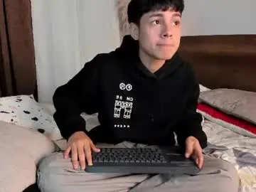 Chaturbate Sex Cam of andy_belier