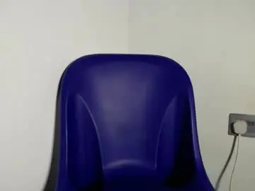 Chaturbate Live Sex Cam of angel_daisyy