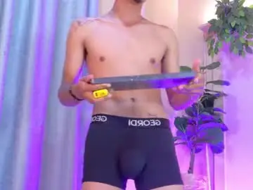 Chaturbate Free Live Porn of axel_saenzz