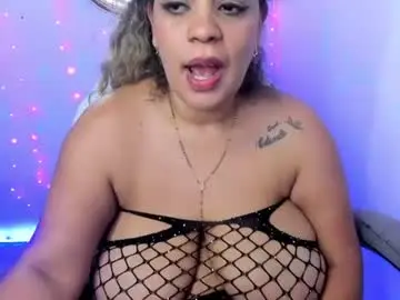 Chaturbate Watch Live Sex Cams of latinamav22