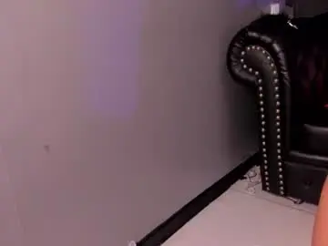 Chaturbate Private Sex Chat of zara_snow