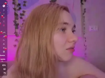 Chaturbate Live Sex Cam of alisa_lesly