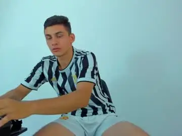 Chaturbate Watch Live Sex Cams of max_wild01
