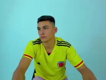 Chaturbate Best live sex cam show of max_wild01